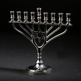 Metal Magen David Shamash Menorah