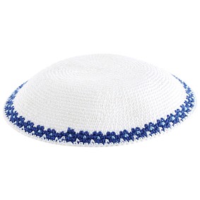 White knitted kippah with blue rim