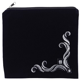 Velvet tefillin bag corner design