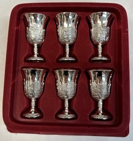 Set of 6 silver plated kiddush cups