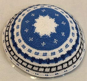 White/blue knitted kippah 19cm