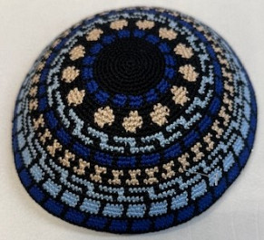 blue knitted kippah circles 19cm